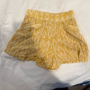 O'Neill Yellow Ikat High-Waist Women's Shorts